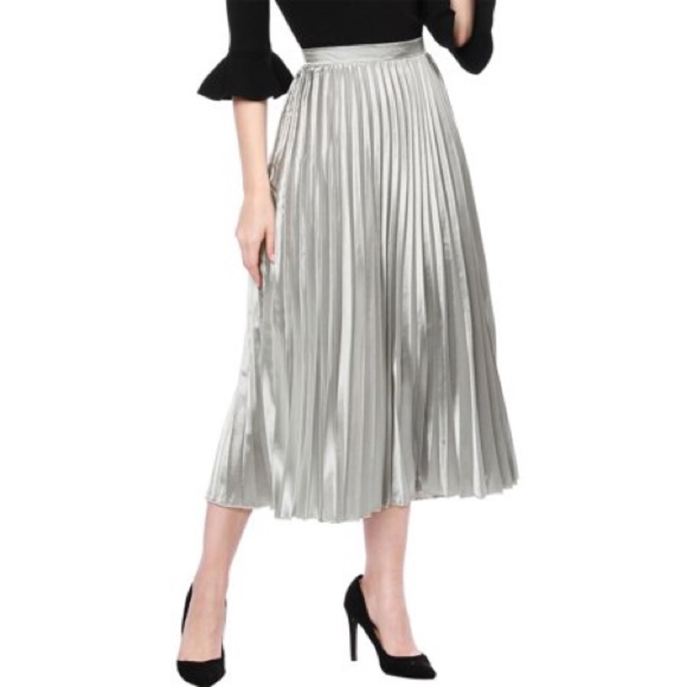 Silver pleated Forever 21 Skirt